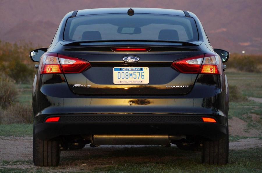 Ford Focus Titanium 2012 года  (фото 5 из 37)